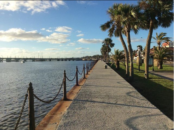 seawall-romantic-ocean