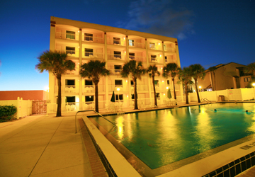 Where To Stay In St Augustine Florida Oldcity Guy Harvey Resort St Augustine Beach