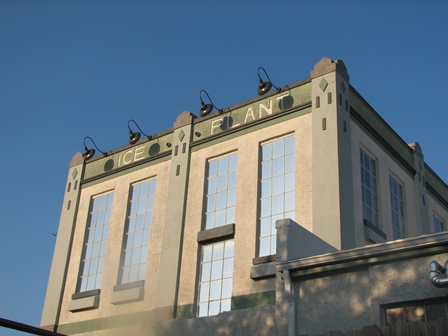 historic-ice-plant-bar