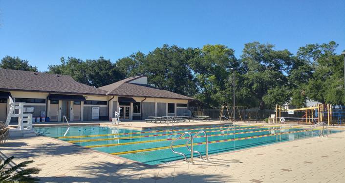 Galimore Community Pool with swim lanes, diving board